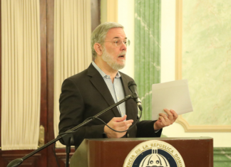 realiza reunión para rendición cuentas de Danilo Medina