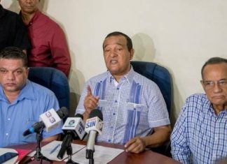 Transportistas piden a Danilo ordenar AFP devuelvan 50% de fondos a trabajadores